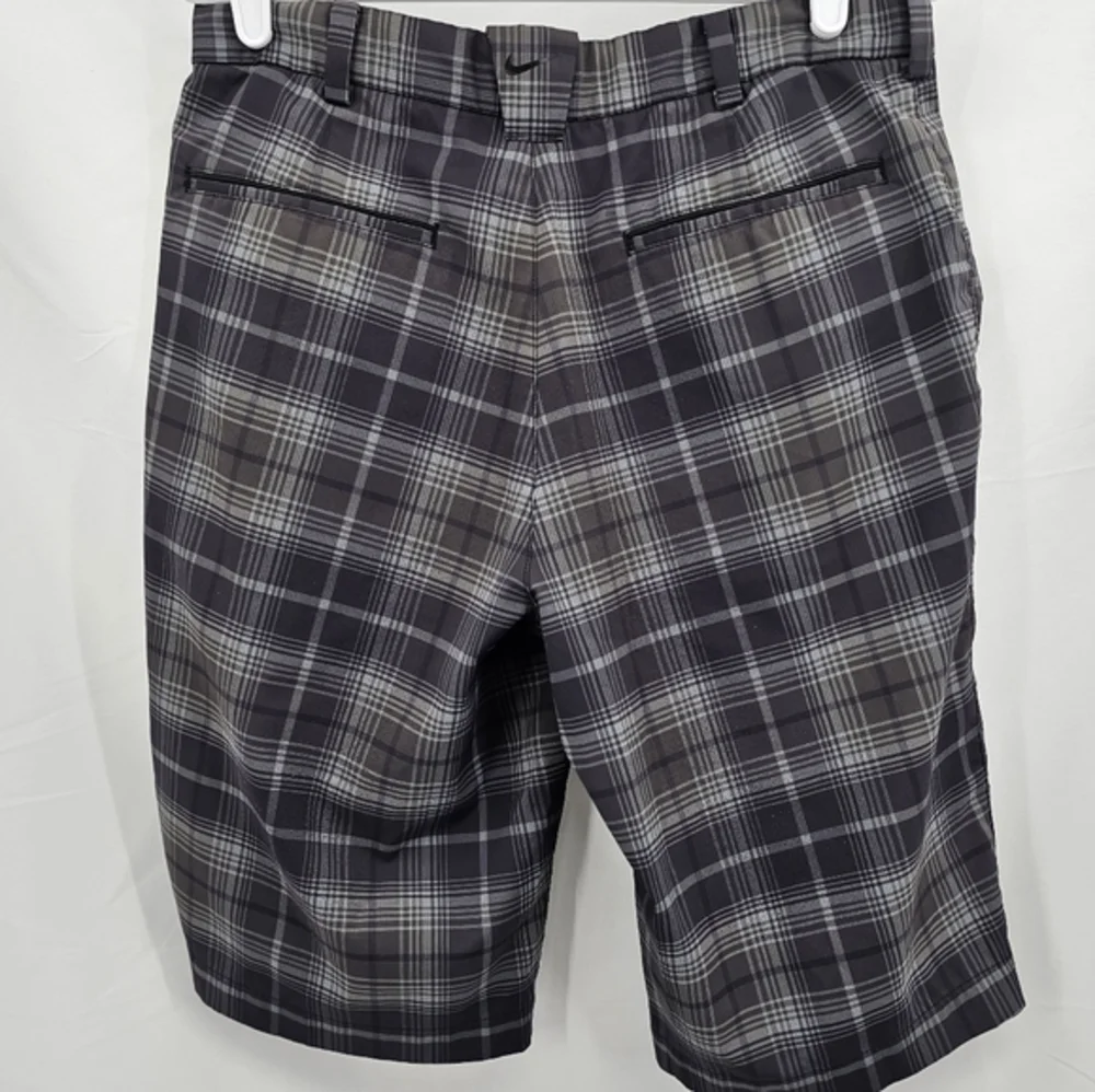 Nike Golf‎ Tour Performance Dri-Fit Plaid Gray Black Golf Shorts Men's Size 30.